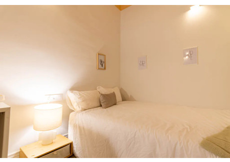 Mieszkanie do wynajęcia - Carrer del Rec Comtal Barcelona, Hiszpania, 90 m², 686 USD (2703 PLN), NET-96637373