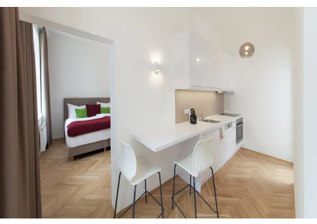 Mieszkanie do wynajęcia - Koppstraße Vienna, Austria, 32 m², 1350 USD (5521 PLN), NET-96637381