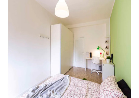 Mieszkanie do wynajęcia - Via Melchiorre Delfico Milan, Włochy, 100 m², 896 USD (3575 PLN), NET-96665309