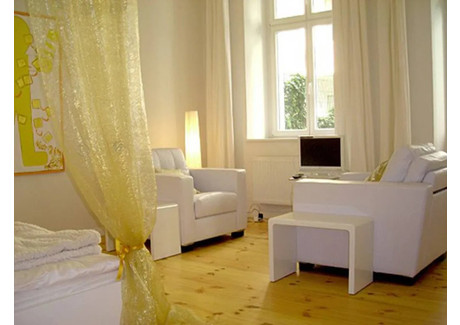Mieszkanie do wynajęcia - Rodenbergstraße Berlin, Niemcy, 42 m², 1611 USD (6347 PLN), NET-96693279