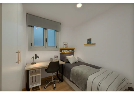 Mieszkanie do wynajęcia - Carrer de Balmes Barcelona, Hiszpania, 142 m², 971 USD (3806 PLN), NET-96729751