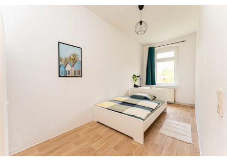 Mieszkanie do wynajęcia - Glienicker Straße Berlin, Niemcy, 84 m², 743 USD (2852 PLN), NET-96783361