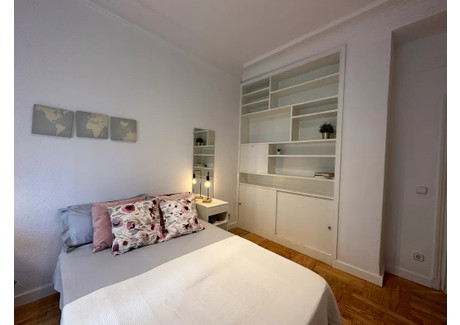 Mieszkanie do wynajęcia - Calle del Doctor Esquerdo Madrid, Hiszpania, 17 m², 844 USD (3368 PLN), NET-96810613