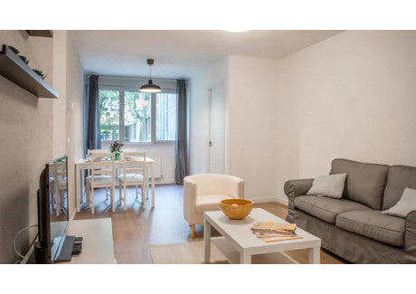 Mieszkanie do wynajęcia - Calle Illescas Madrid, Hiszpania, 74 m², 1715 USD (6894 PLN), NET-96810743