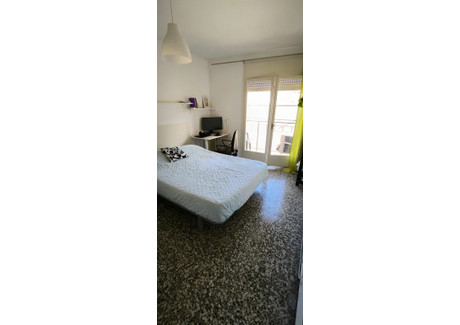Mieszkanie do wynajęcia - Carrer de Santa Albina Barcelona, Hiszpania, 140 m², 588 USD (2365 PLN), NET-96810794