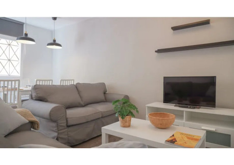 Mieszkanie do wynajęcia - Calle de Pico de la Maliciosa Madrid, Hiszpania, 145 m², 2996 USD (11 806 PLN), NET-96810856