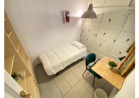 Mieszkanie do wynajęcia - Plaza de Jesús Madrid, Hiszpania, 90 m², 473 USD (1906 PLN), NET-96810886