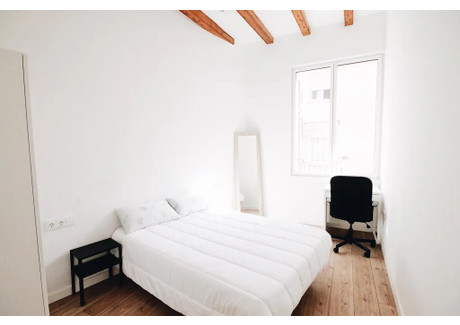 Mieszkanie do wynajęcia - Carrer del Poeta Cabanyes Barcelona, Hiszpania, 60 m², 904 USD (3562 PLN), NET-96840518