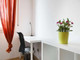 Mieszkanie do wynajęcia - Via Salvatore Barzilai Milan, Włochy, 130 m², 781 USD (3115 PLN), NET-96875257