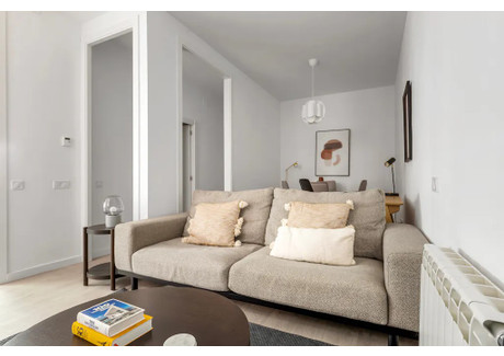 Mieszkanie do wynajęcia - Carrer de Girona Barcelona, Hiszpania, 73 m², 3014 USD (12 116 PLN), NET-96875561