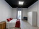 Mieszkanie do wynajęcia - Calle de Sagasta Madrid, Hiszpania, 320 m², 980 USD (3862 PLN), NET-96875603