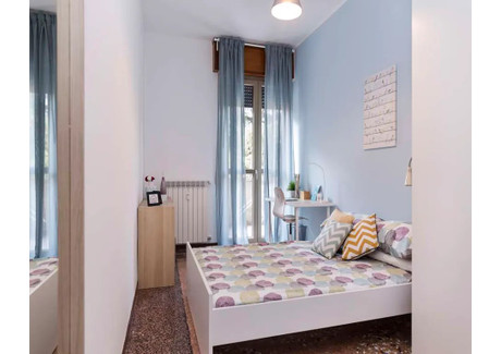 Mieszkanie do wynajęcia - Viale Giovanni Vicini Bologna, Włochy, 170 m², 863 USD (3468 PLN), NET-96929973