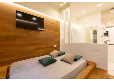 Mieszkanie do wynajęcia - Via Francesco Daverio Milan, Włochy, 40 m², 2142 USD (8611 PLN), NET-96958336