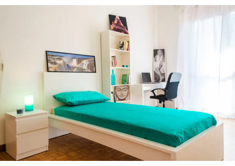 Mieszkanie do wynajęcia - Corso Regina Margherita Turin, Włochy, 18 m², 610 USD (2403 PLN), NET-96988575