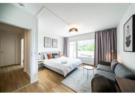 Mieszkanie do wynajęcia - Glockenturmstraße Berlin, Niemcy, 60 m², 1909 USD (7654 PLN), NET-97023103