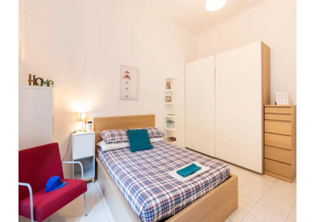 Mieszkanie do wynajęcia - Via Paolo Bassi Milan, Włochy, 90 m², 871 USD (3434 PLN), NET-97023731