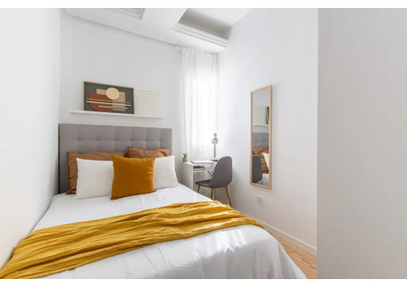 Mieszkanie do wynajęcia - Calle del Alcalde Sáinz de Baranda Madrid, Hiszpania, 160 m², 659 USD (2596 PLN), NET-97060083