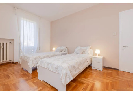 Mieszkanie do wynajęcia - Via Aosta Padova, Włochy, 98 m², 589 USD (2401 PLN), NET-97112344