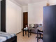 Mieszkanie do wynajęcia - Viale Giovanni Vicini Bologna, Włochy, 150 m², 959 USD (3779 PLN), NET-97112359