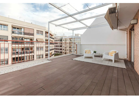 Mieszkanie do wynajęcia - Carrer Matías Perelló Valencia, Hiszpania, 115 m², 2269 USD (9302 PLN), NET-97137691