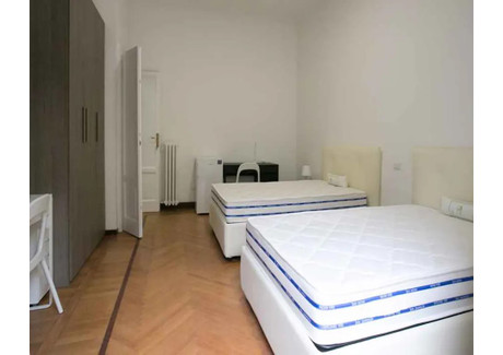 Mieszkanie do wynajęcia - Piazza Maria Adelaide di Savoia Milan, Włochy, 160 m², 1034 USD (4074 PLN), NET-97161620