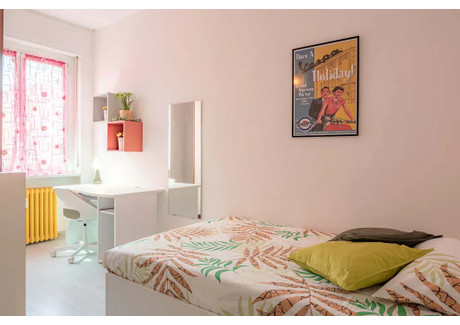 Mieszkanie do wynajęcia - Via Concilio Vaticano II Milan, Włochy, 70 m², 563 USD (2267 PLN), NET-97234068