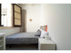 Mieszkanie do wynajęcia - Carrer de Santa Anna Barcelona, Hiszpania, 400 m², 760 USD (2994 PLN), NET-97234410