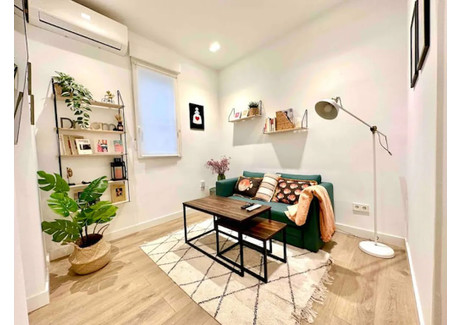 Mieszkanie do wynajęcia - Calle Moratín Madrid, Hiszpania, 40 m², 2334 USD (9197 PLN), NET-97234474