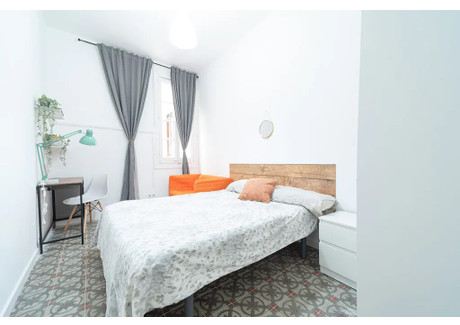 Mieszkanie do wynajęcia - Carrer de la Unió Barcelona, Hiszpania, 350 m², 804 USD (3167 PLN), NET-97233538