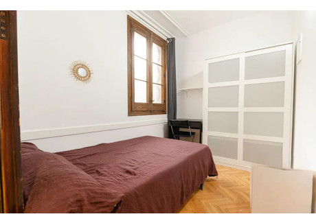 Mieszkanie do wynajęcia - Carrer de Santa Anna Barcelona, Hiszpania, 250 m², 783 USD (3008 PLN), NET-97233551