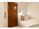 Mieszkanie do wynajęcia - Carrer la Rambla Barcelona, Hiszpania, 105 m², 594 USD (2392 PLN), NET-97319149