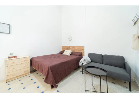 Mieszkanie do wynajęcia - Carrer de la Unió Barcelona, Hiszpania, 350 m², 810 USD (3192 PLN), NET-97381322