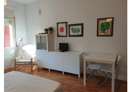 Mieszkanie do wynajęcia - Carrer del Comte de Güell Barcelona, Hiszpania, 28 m², 1072 USD (4318 PLN), NET-97405244