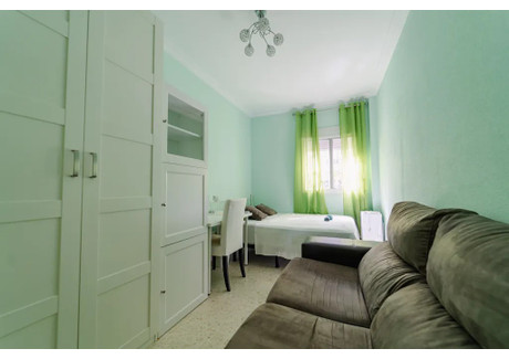 Mieszkanie do wynajęcia - Avenida de la Barzola Sevilla, Hiszpania, 120 m², 370 USD (1459 PLN), NET-97422751