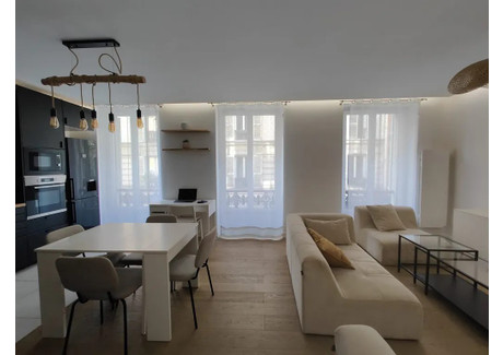 Mieszkanie do wynajęcia - Rue La Condamine Paris, Francja, 49 m², 1876 USD (7390 PLN), NET-97546950