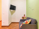 Mieszkanie do wynajęcia - Via degli Imbriani Milan, Włochy, 100 m², 735 USD (2961 PLN), NET-97590036