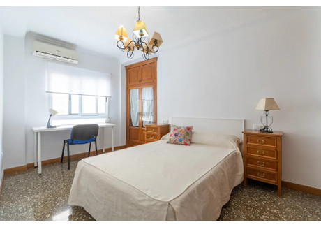 Mieszkanie do wynajęcia - Carrer de Cebrián Mezquita Valencia, Hiszpania, 100 m², 538 USD (2121 PLN), NET-97590499