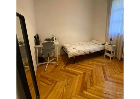 Mieszkanie do wynajęcia - Calle de Miguel Moya Madrid, Hiszpania, 190 m², 697 USD (2810 PLN), NET-97661277