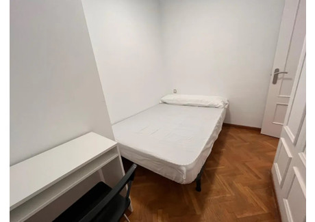 Mieszkanie do wynajęcia - Calle de Grafal Madrid, Hiszpania, 100 m², 475 USD (1941 PLN), NET-97742101