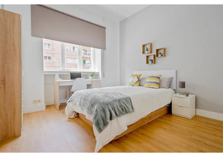 Mieszkanie do wynajęcia - Calle de Diego de León Madrid, Hiszpania, 200 m², 539 USD (2170 PLN), NET-97778440