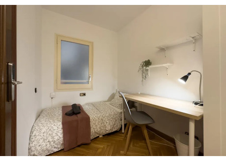 Mieszkanie do wynajęcia - Carrer de Provença Barcelona, Hiszpania, 90 m², 761 USD (2924 PLN), NET-97860991