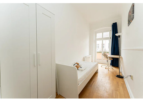 Mieszkanie do wynajęcia - Nordkapstraße Berlin, Niemcy, 111 m², 675 USD (2638 PLN), NET-97944369