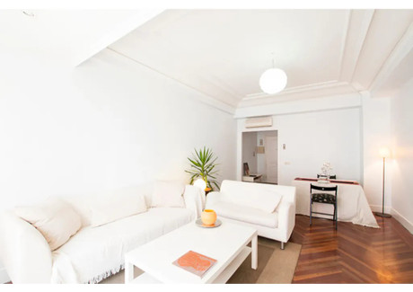 Mieszkanie do wynajęcia - Calle de Fuencarral Madrid, Hiszpania, 65 m², 2090 USD (8466 PLN), NET-98097186