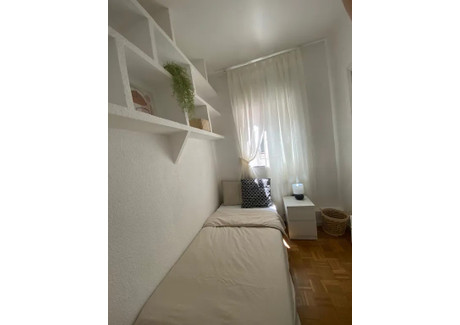 Mieszkanie do wynajęcia - Calle de Goya Madrid, Hiszpania, 150 m², 807 USD (3302 PLN), NET-98165762