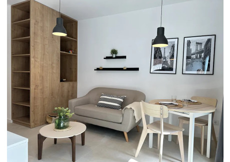 Mieszkanie do wynajęcia - Calle Guitarra Madrid, Hiszpania, 26 m², 969 USD (3906 PLN), NET-98330226