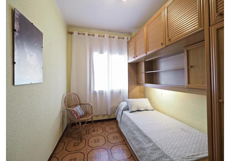 Mieszkanie do wynajęcia - Carrer de Puig i Xoriguer Barcelona, Hiszpania, 70 m², 524 USD (2190 PLN), NET-98481039