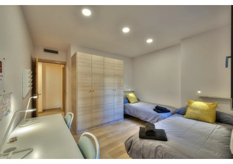 Mieszkanie do wynajęcia - Travessera de Gràcia Barcelona, Hiszpania, 102 m², 599 USD (2403 PLN), NET-98481987