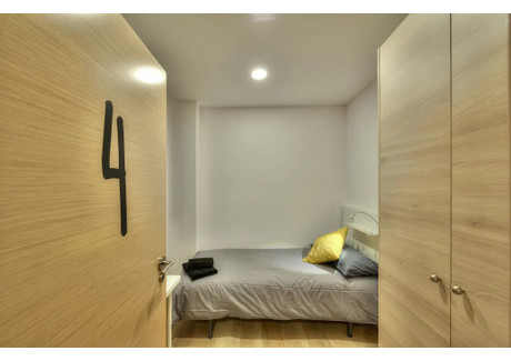 Mieszkanie do wynajęcia - Travessera de Gràcia Barcelona, Hiszpania, 102 m², 801 USD (3074 PLN), NET-98482003