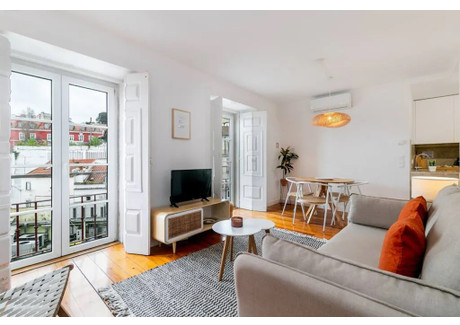 Mieszkanie do wynajęcia - Rua das Escolas Gerais Lisbon, Portugalia, 75 m², 4360 USD (17 483 PLN), NET-98527085