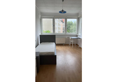Mieszkanie do wynajęcia - Berliner Straße Berlin, Niemcy, 80 m², 611 USD (2464 PLN), NET-98610341